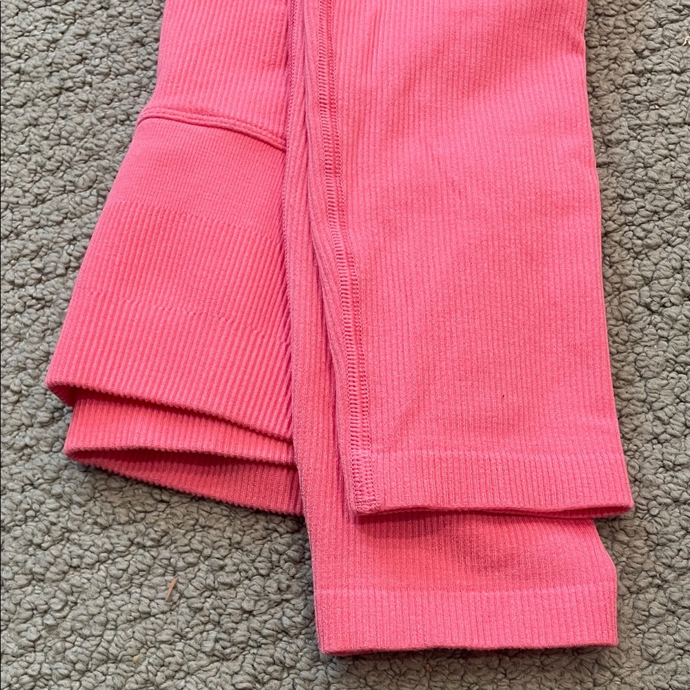 All in Motion Pink Leggings and Top Set - Picture 8 of 8